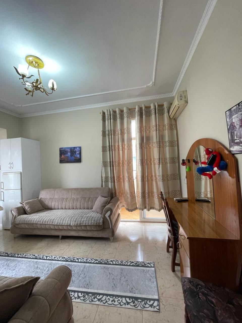 Trumpets Apartment Tirana Esterno foto