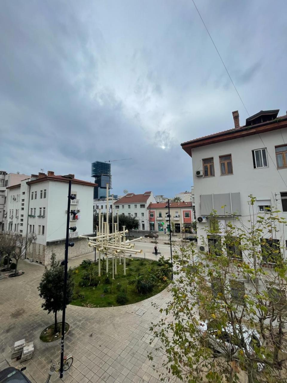 Trumpets Apartment Tirana Esterno foto